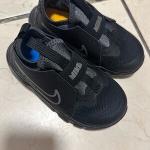 New Kids black Nikes size 9